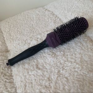 BRAND NEW pureology round brush